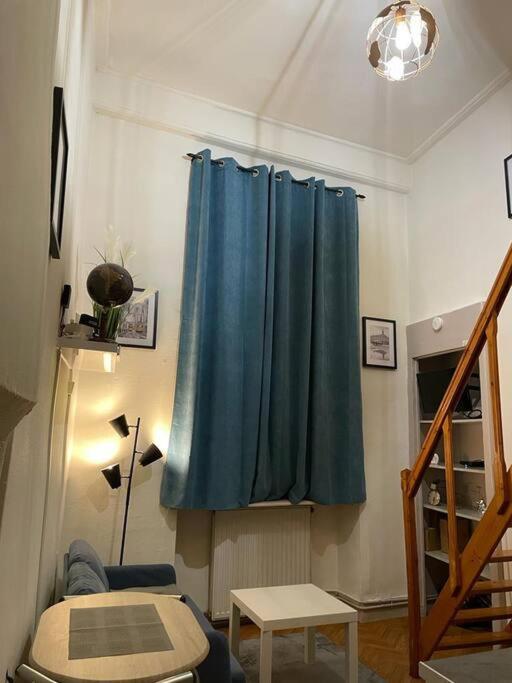 The Blue Apartment Лион Екстериор снимка